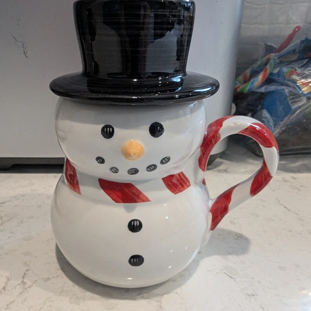 Williams Sonoma White Snowman Christmas Ceramic Mugs (4) - Picture 3 of 6